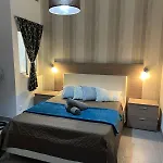 Serenity Sea-view Maisonette 아파트 마살폰