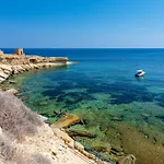 아파트 Serenity Sea-view Maisonette *