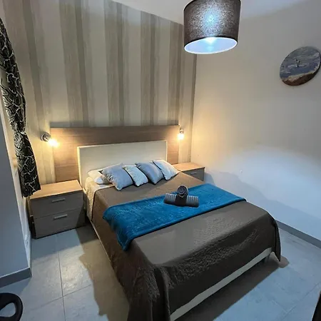 Serenity Sea-view Maisonette Daire *