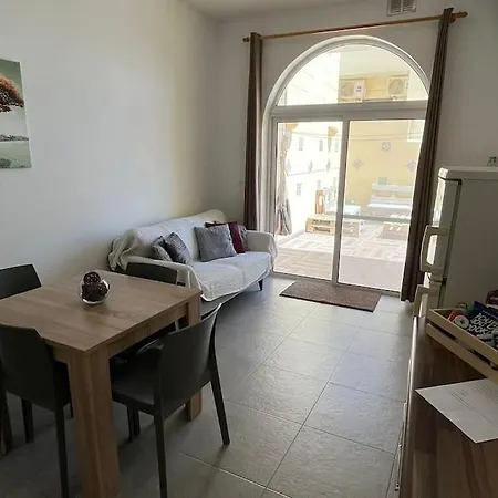 Daire Serenity Sea-view Maisonette