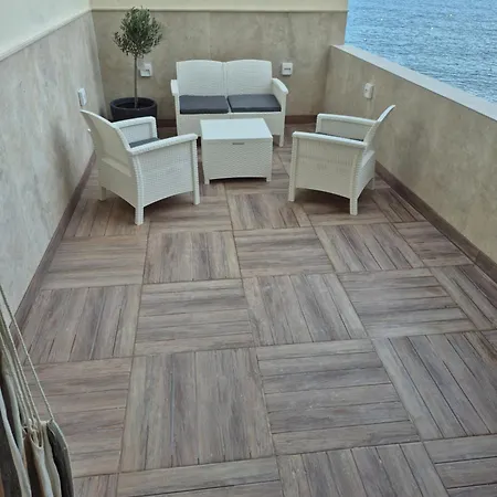 Serenity Sea-view Maisonette Marsalforn