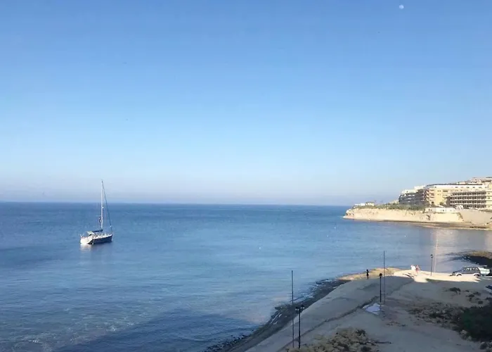 Serenity Sea-view Maisonette Διαμέρισμα Marsalforn