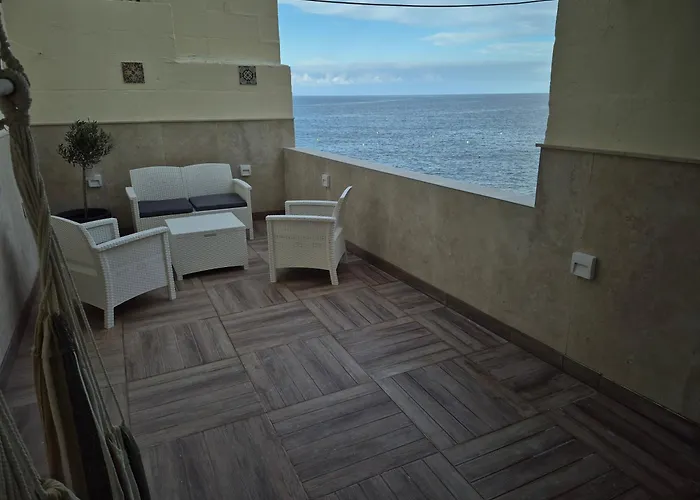 Serenity Sea-view Maisonette Διαμέρισμα Marsalforn